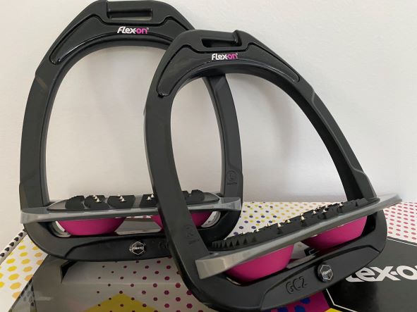 Flexon Green Composite Stirrup - Image 18