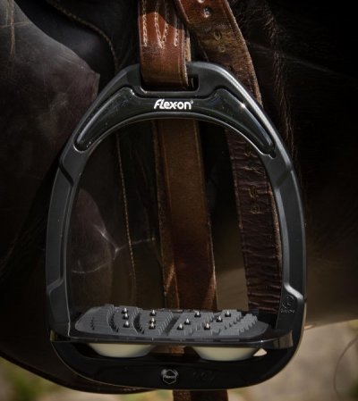 Flexon Green Composite Stirrup - Image 5
