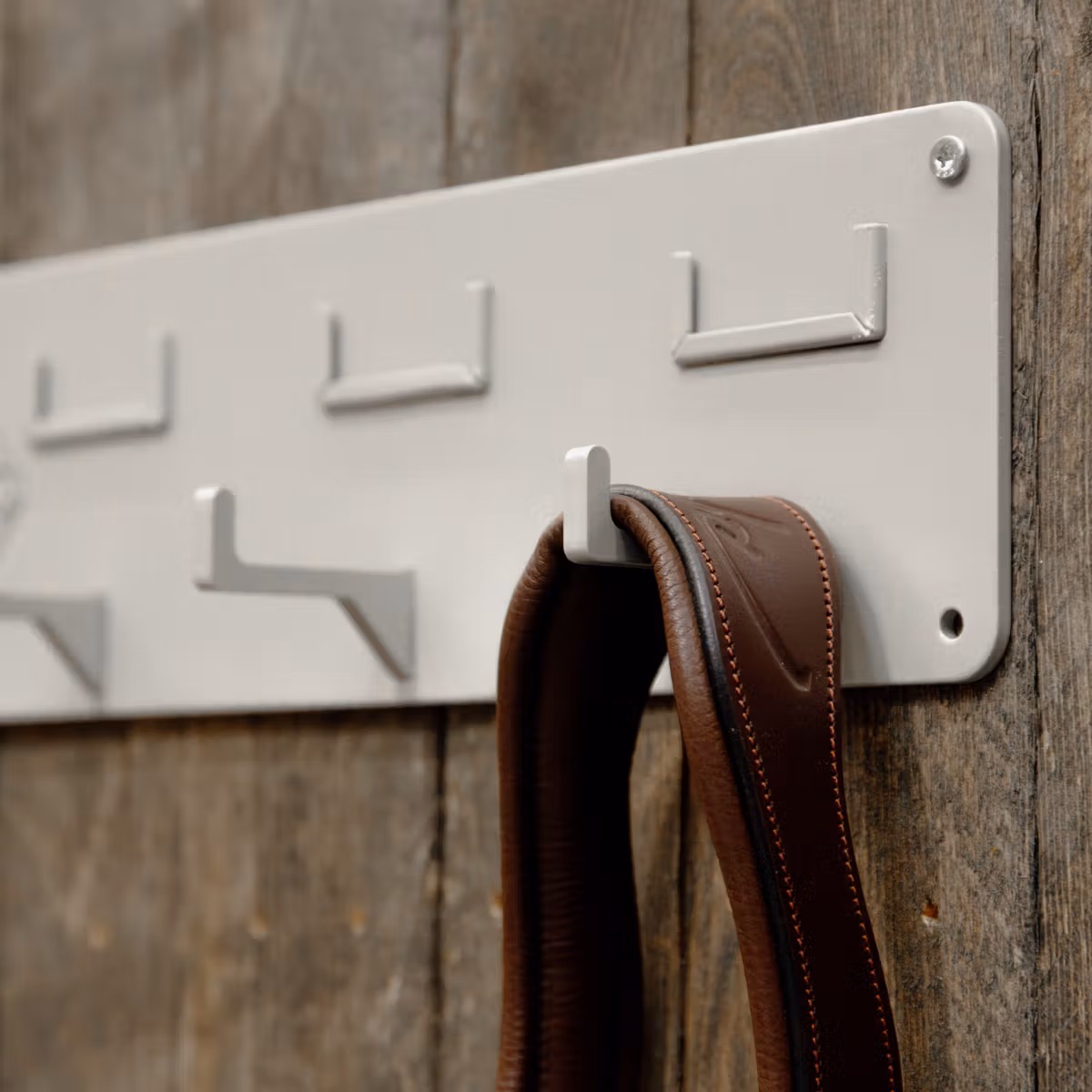Grooming Deluxe Bridle Hanger with 6 hooks & Name Tag - Image 4